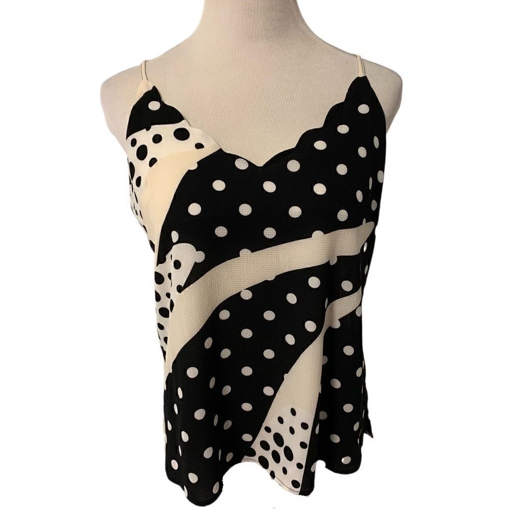 Tahari Black and White Sleeveless Top Sz M